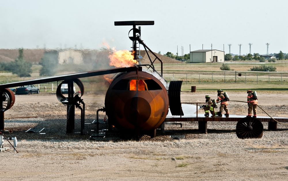 5th CES firefighters perform training exercise
