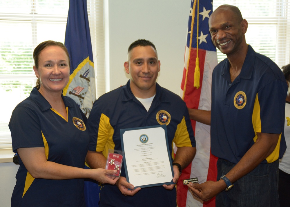 Reserve Recruiter Advances to First Class