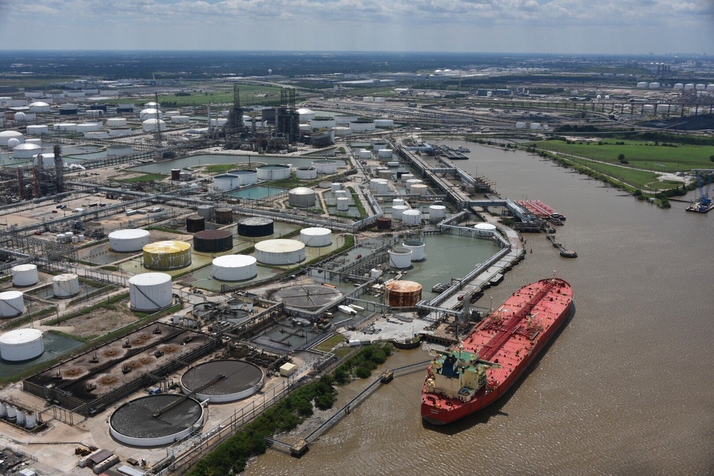 Coast Guard aircrews conduct flyovers to assess Texas ports