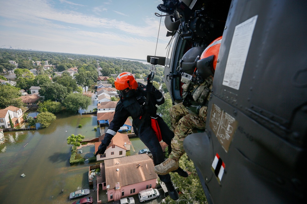 South Carolina National Guard aids Southeast Texas after Hurricane Harvey