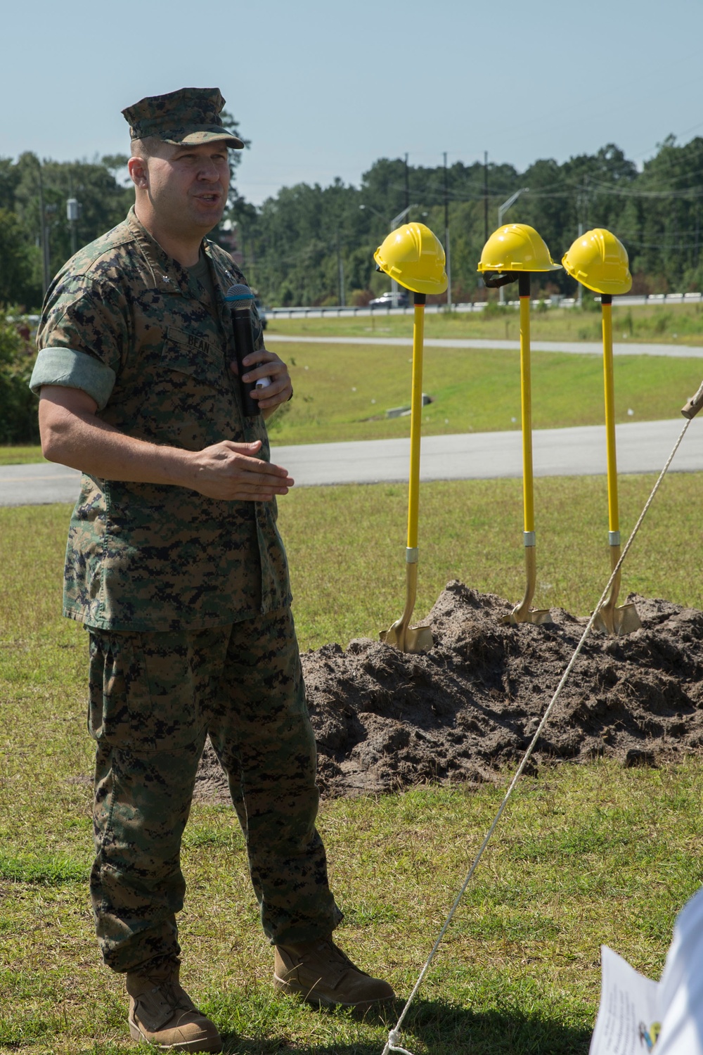 DVIDS - Images - 2nd Radio Bn- Groundbreaking Ceremony [Image 1 Of 5]