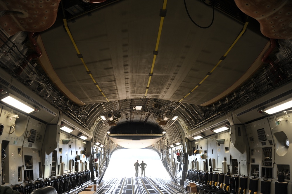 C-17s Master the Gravel Strip
