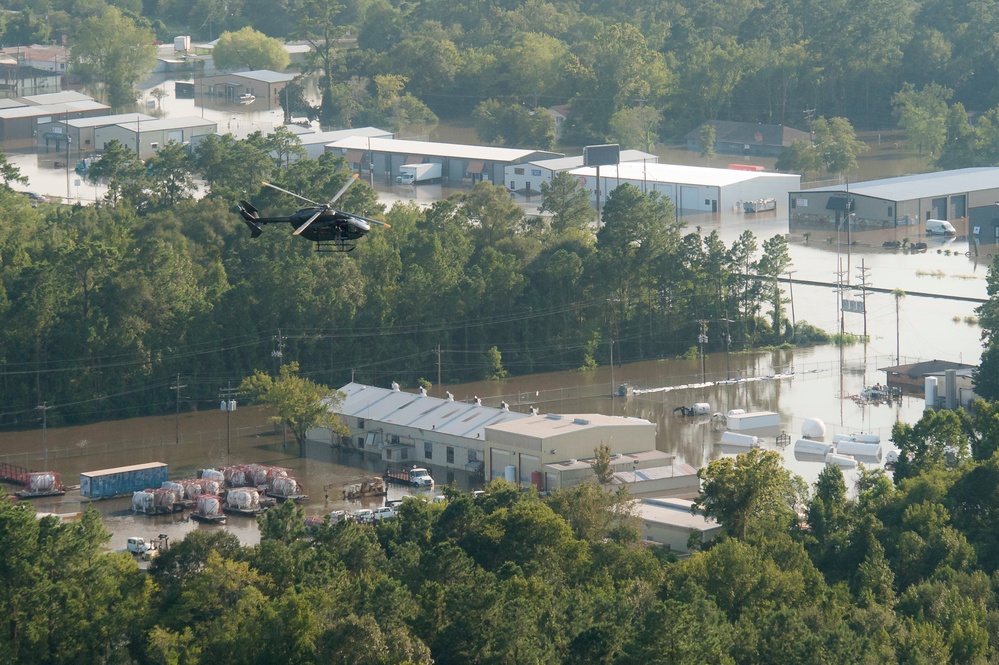 TXARNG Aviation units conduct search and rescue operations after Hurricane Harvey