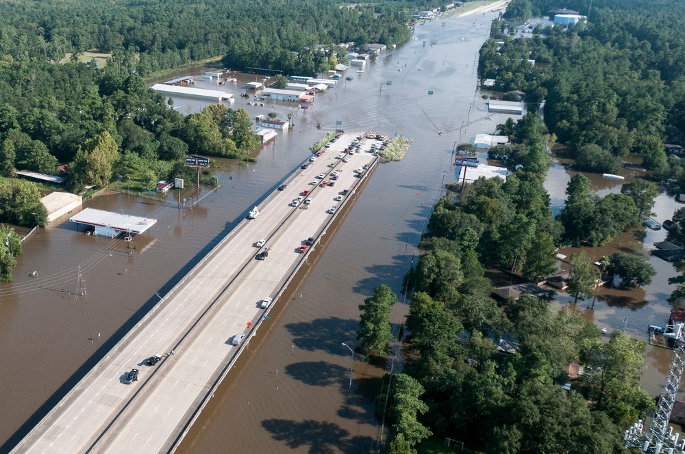 TXARNG Aviation units conduct search and rescue operations after Hurricane Harvey