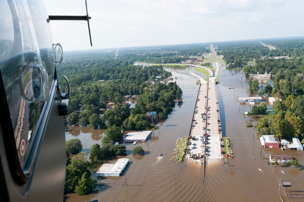 TXARNG Aviation units conduct search and rescue operations after Hurricane Harvey