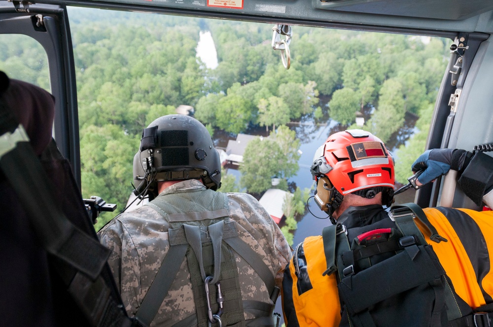 TXARNG Aviation units conduct search and rescue operations after Hurricane Harvey