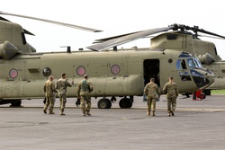 Ohio National Guard Chinook crews support Harvey relief [Image 1 of 4]