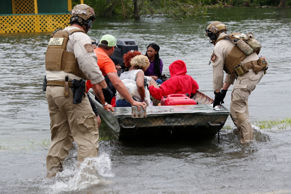 CBP AMO Provides Support to Communities Impacted by Hurricane Harvey