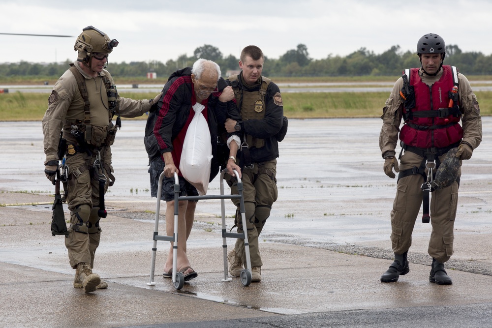 CBP AMO Provides Support to Communities Impacted by Hurricane Harvey