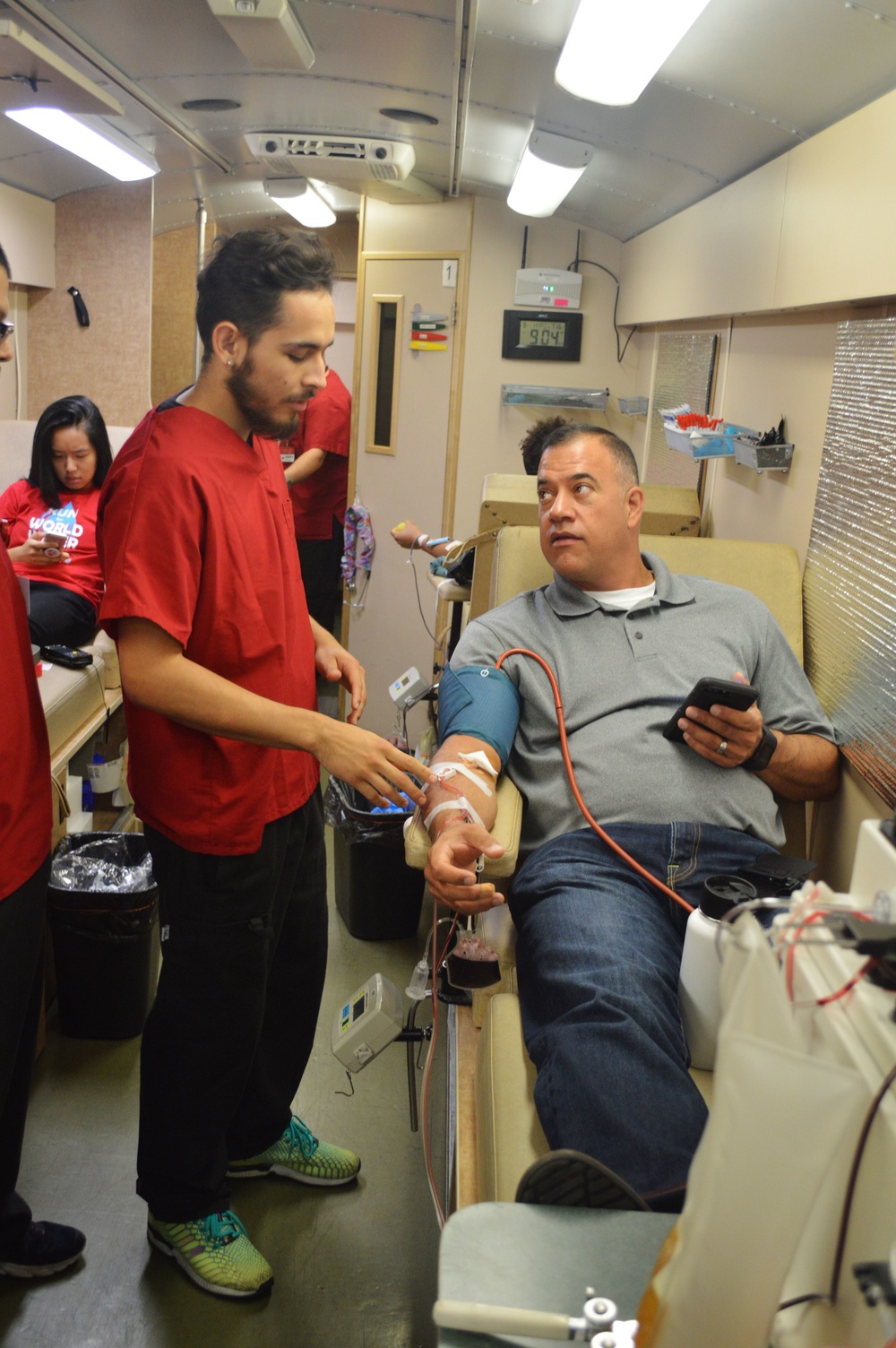 Mesa Recruiting Center teams with Red Cross for blood drive