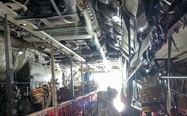 Missouri aircrew provides airlift in Texas