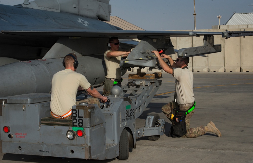 Bagram Airfield receives additional F-16s