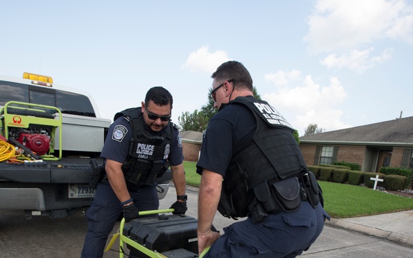 CBP OFO Provides Humanitarian Support to Victims of Hurricane Harvey