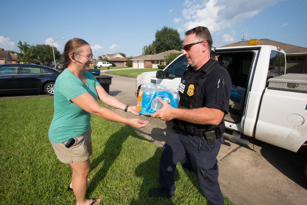CBP OFO Provides Humanitarian Support to Victims of Hurricane Harvey