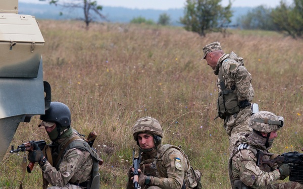 Ukrainian armor makes its move