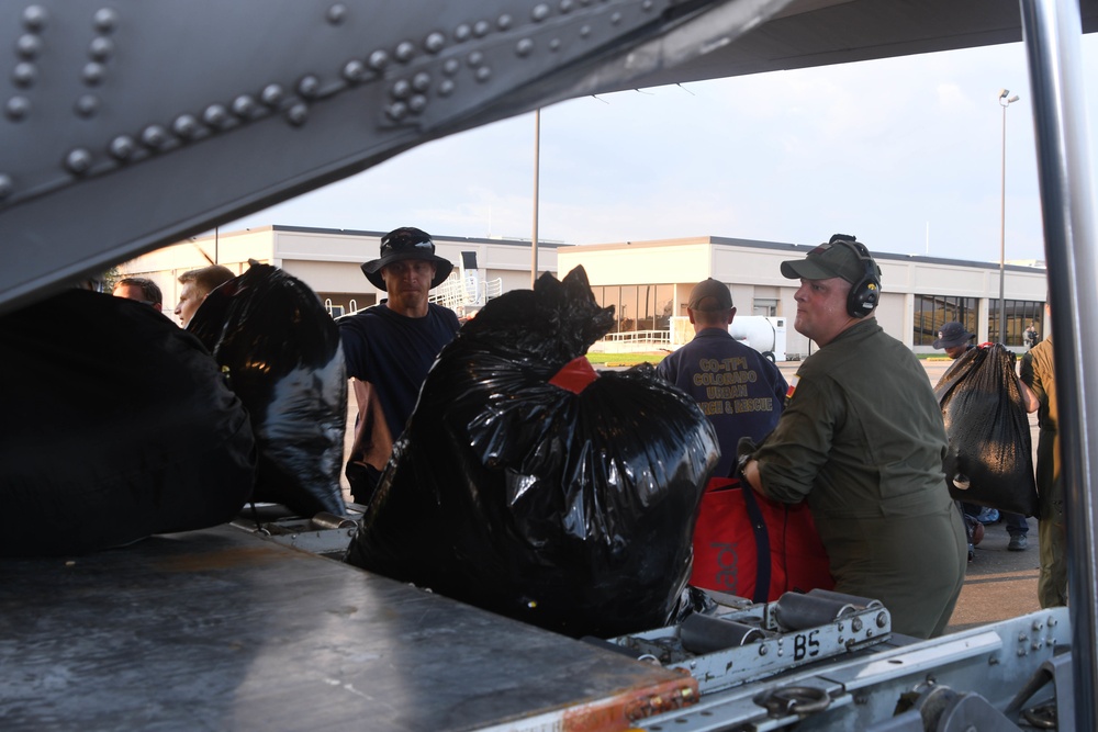 136th Airlift Wing aids evacuees