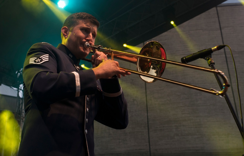 USAFE jazz band rocks Slovakian celebration