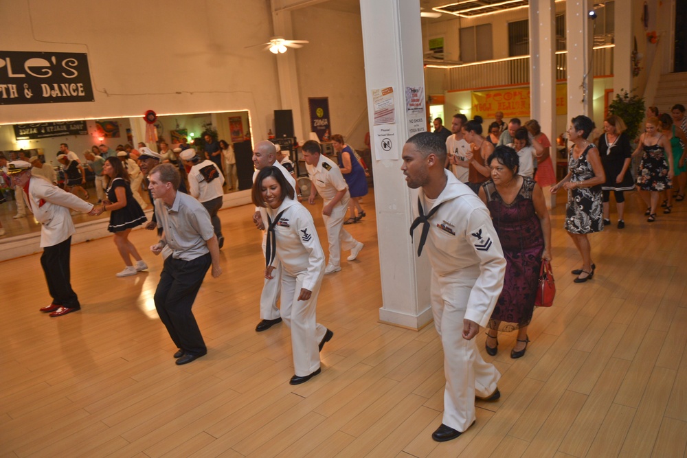 Sailors Swing Dance During LA Fleet Week 2017