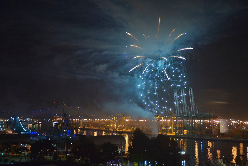 LA Fleet Week 2017 Fireworks
