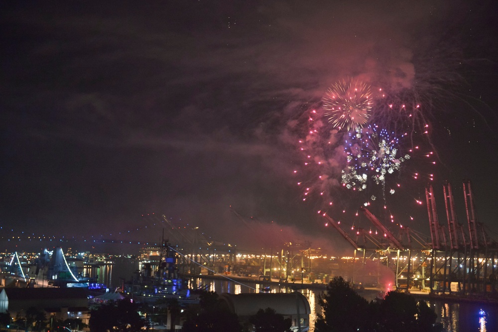 LA Fleet Week 2017 Fireworks