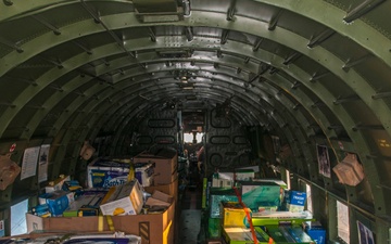 Commemorative Air Force delivers supplies to Orange