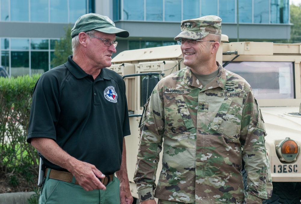 Maj. Gen. Harris Visits Task Force Phantom