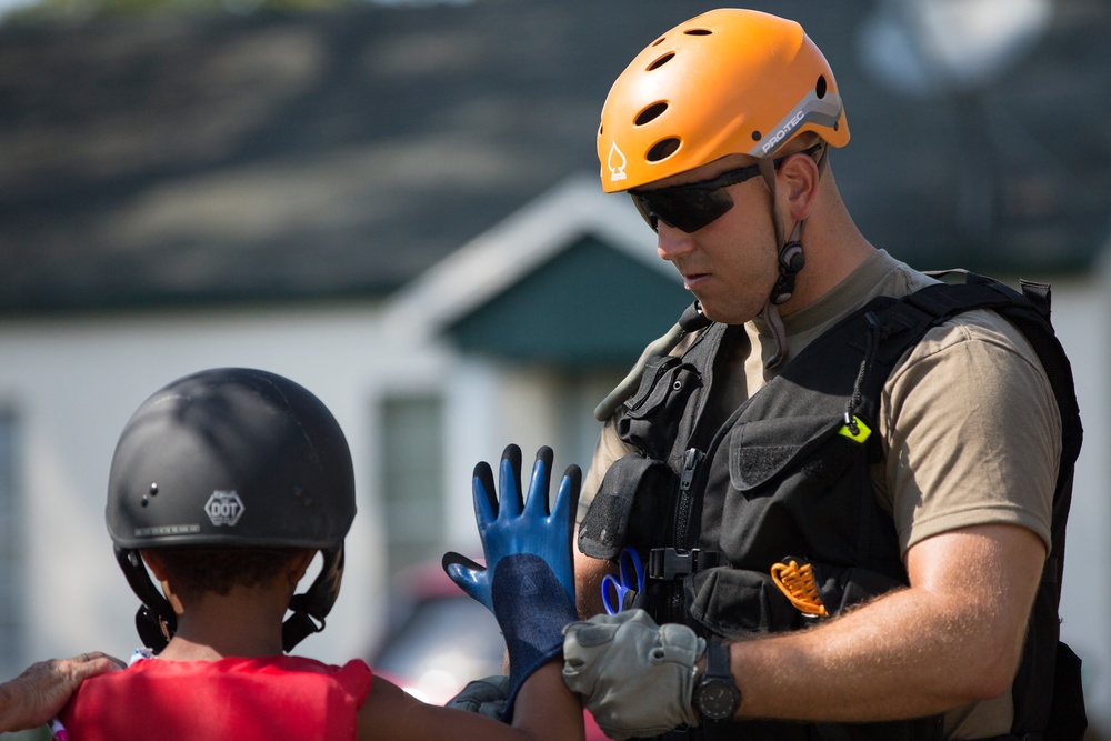 Texas National Guard Helps Locals in Orange, Texas
