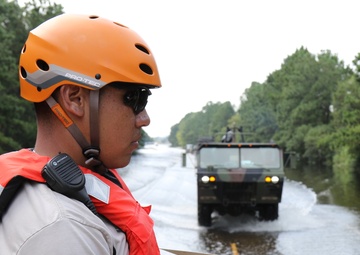 Texas National Guard conducts boat rescue reconnaisance after Hurricane Harvey