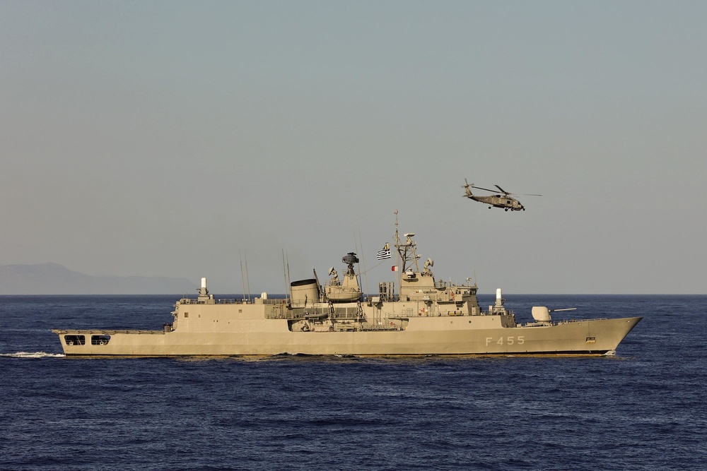 Passing Exercise with SNMG2 and Hellenic Navy