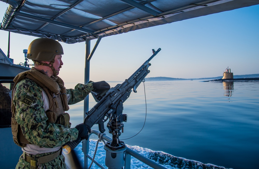 CRS 11 HVU Pacific Northwest Conduct HVA Escort Mission in Puget Sound.