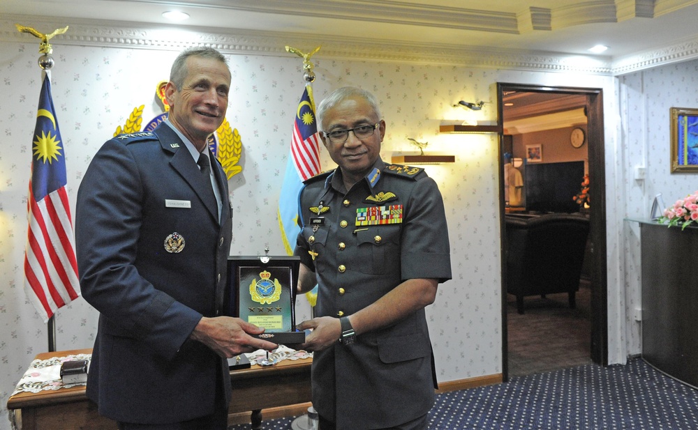 PACAF commander meets with leaders in Malaysia