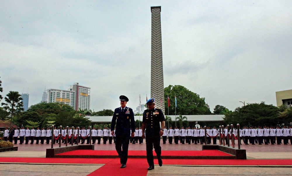 PACAF commander meets with leaders in Malaysia