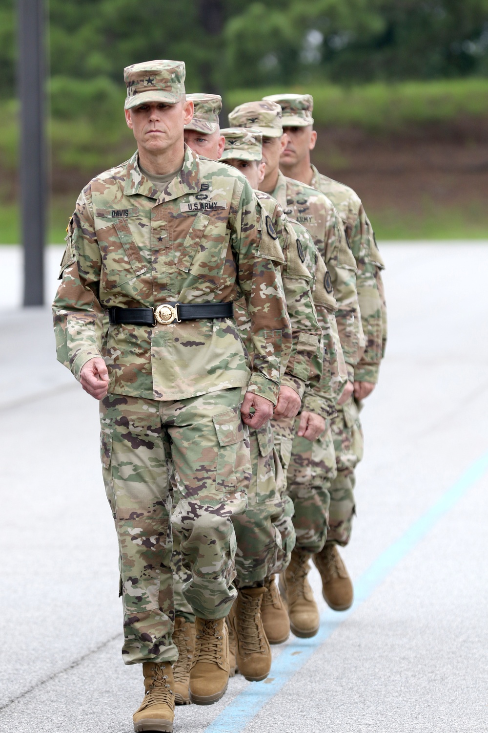 Leaders Honor Inactivated Units