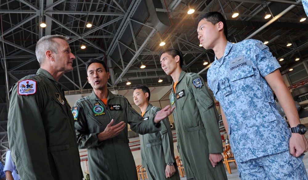 PACAF commander meets with Singapore leaders