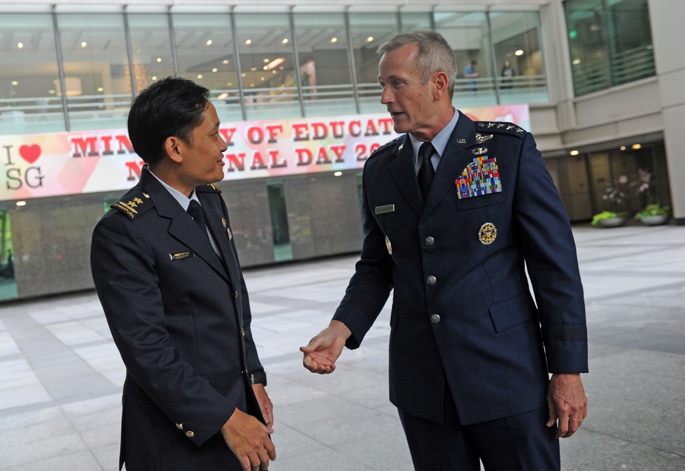 PACAF commander meets with Singapore leaders