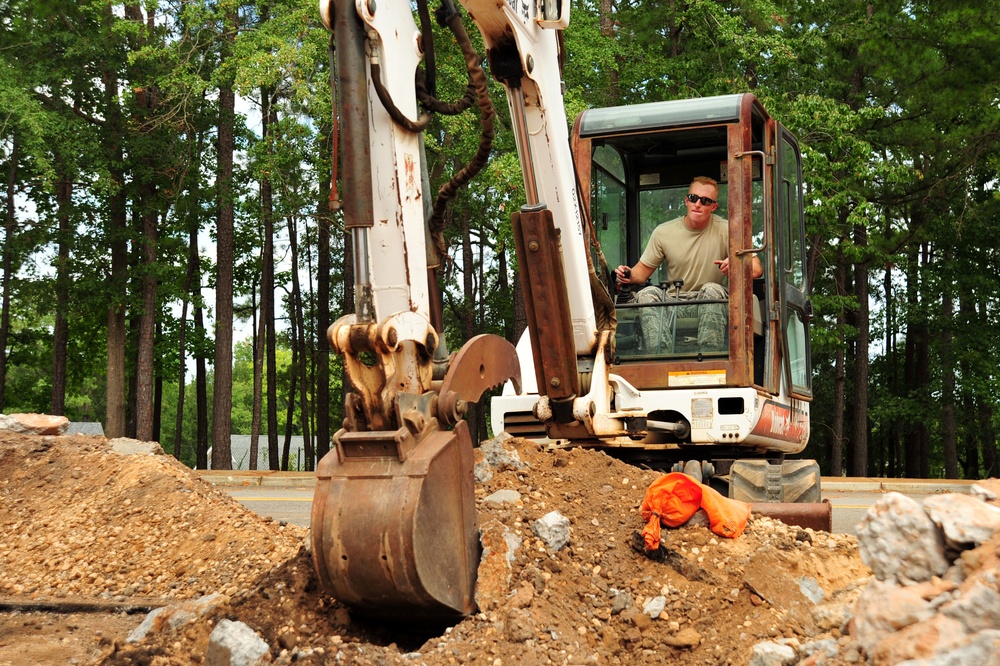 Airman gets digging