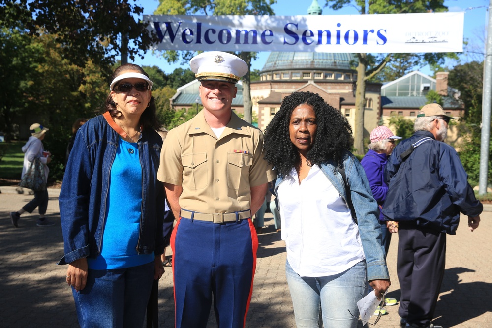 Marines and Sailors Greet Attendees of Senior Day at the Zoo during Marine Week Detroit