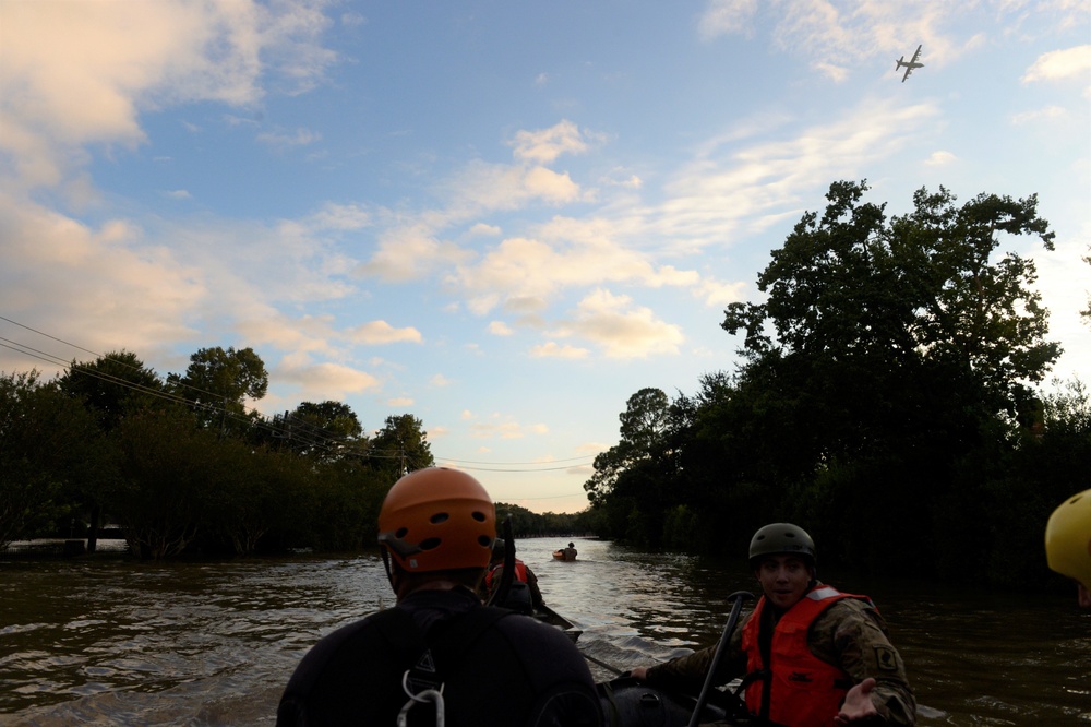 Texas Guardsmen Conduct Water Reconnaissance in Katy
