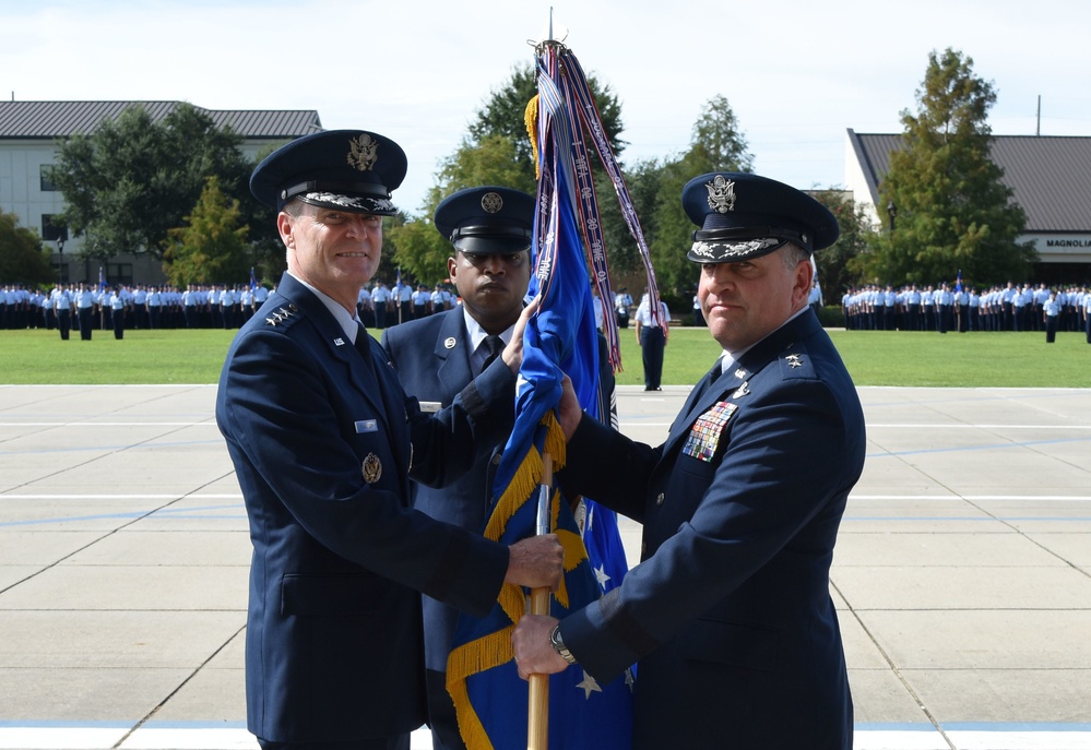 Leahy takes command at 2nd AF