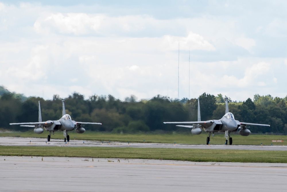 F15 Aircraft use Wright-Patterson AFB as Safe Haven