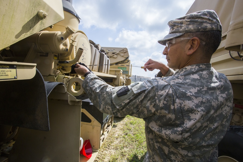 DVIDS - Images - New Jersey National Guardsman Provides Security