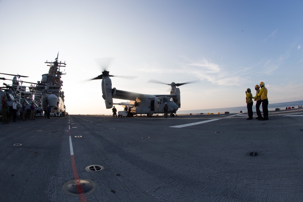 ACE arrives on USS Kearsarge, MEU readies for Hurricane Irma relief efforts