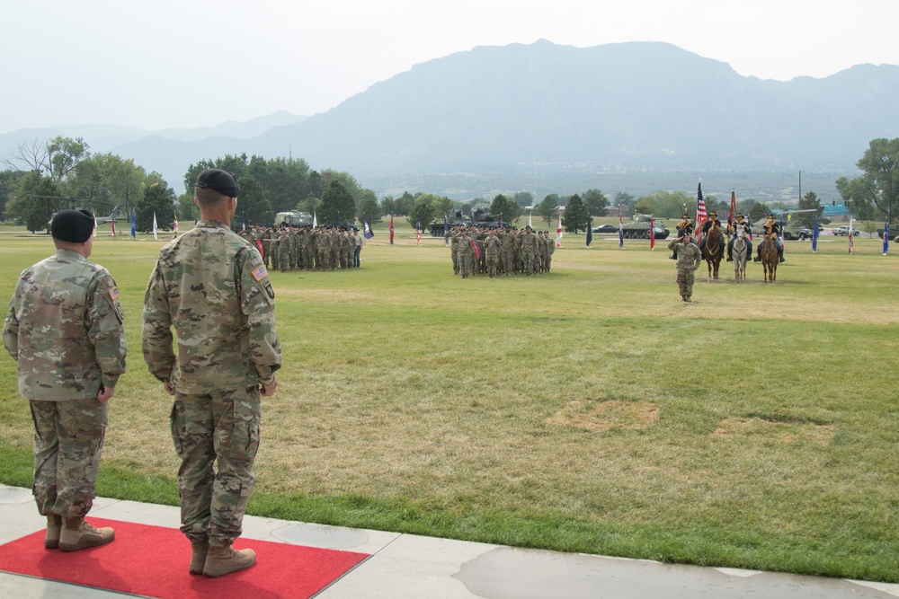 Headquarters and Headquarters Battalion, 4th Infantry Division Relinquishment of Responsibility