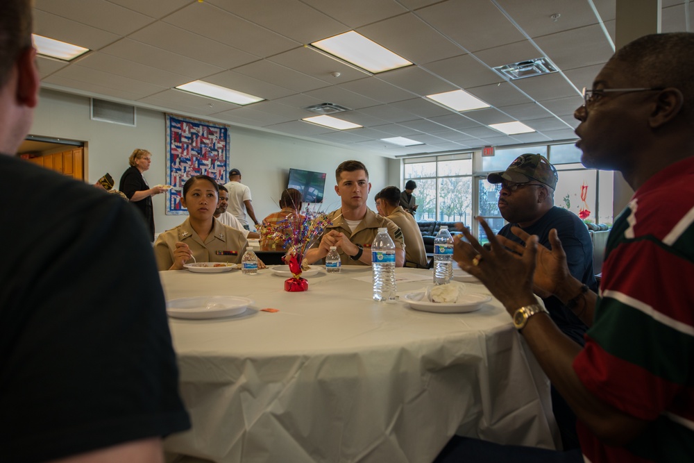 Marines host luncheon with Detroit veterans