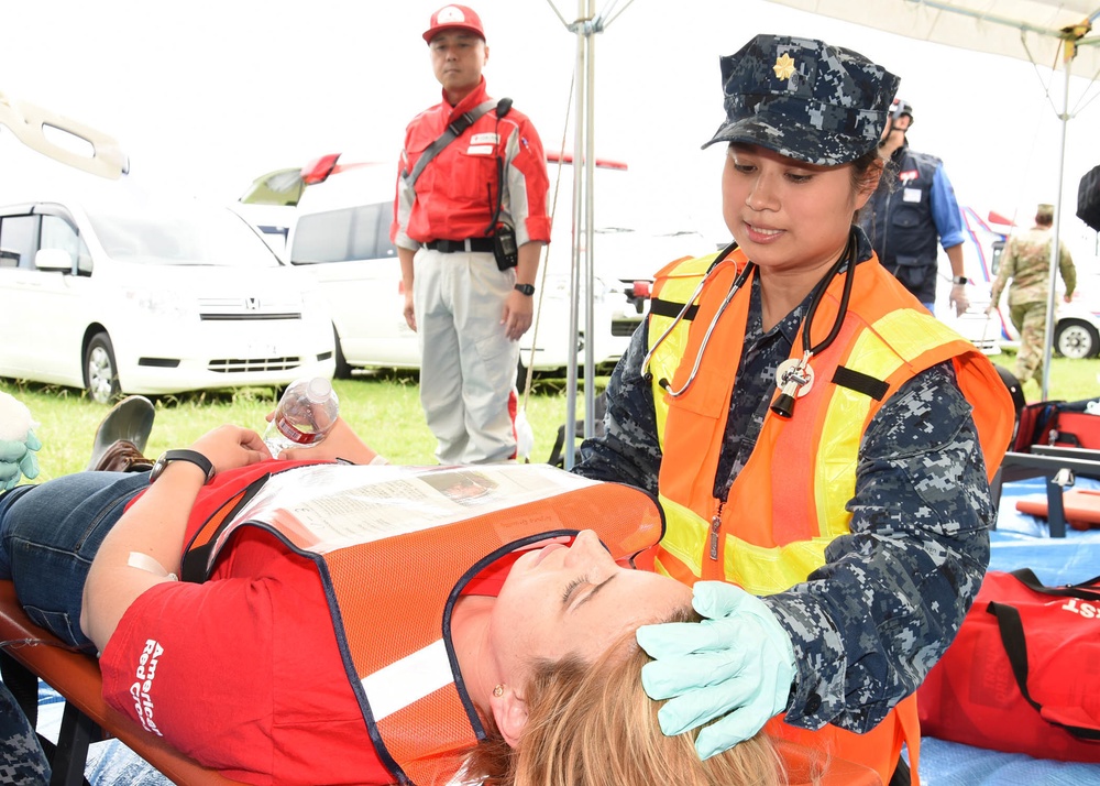 USNH YOKOSUKA EMERGENCY RESPONSE TEAM SUPPORTS KANAGAWA’S “BIG RESCUE” JOINT MASS CASUALTY AND EARTHQUAKE DRILL