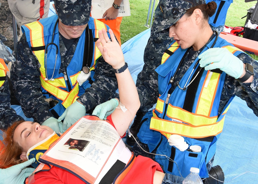 USNH YOKOSUKA EMERGENCY RESPONSE TEAM SUPPORTS KANAGAWA’S “BIG RESCUE” JOINT MASS CASUALTY AND EARTHQUAKE DRILL