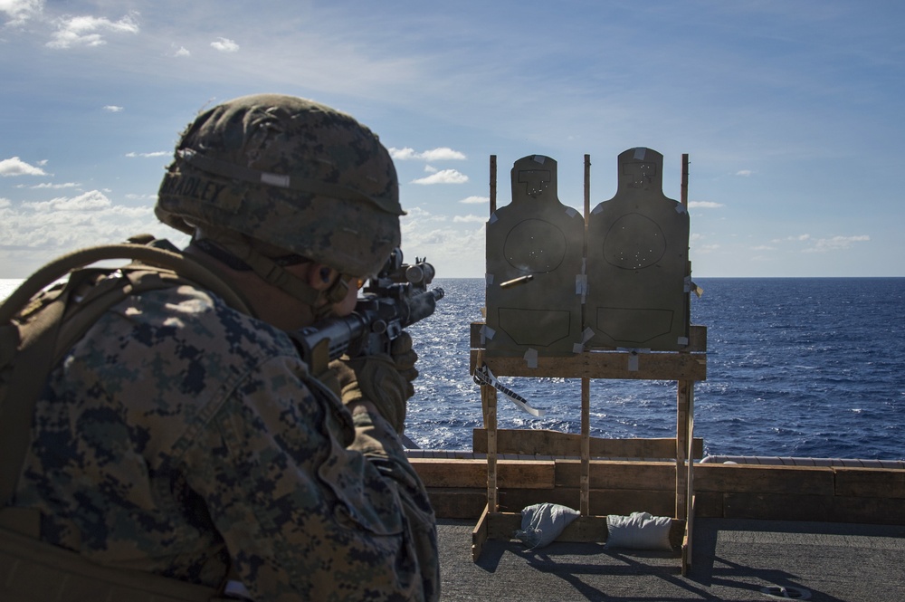 Live-fire exercise held aboard USS Bonhomme Richard (LHD 6)