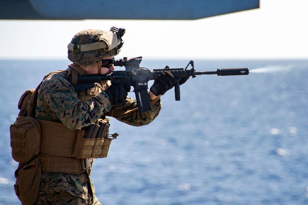 Live-fire exercise held aboard USS Bonhomme Richard (LHD 6)
