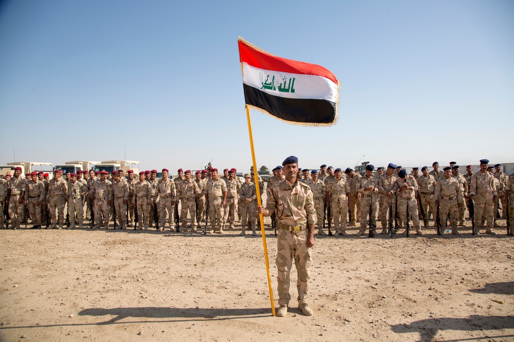 Iraqi army 30th Mechanized Brigade graduates