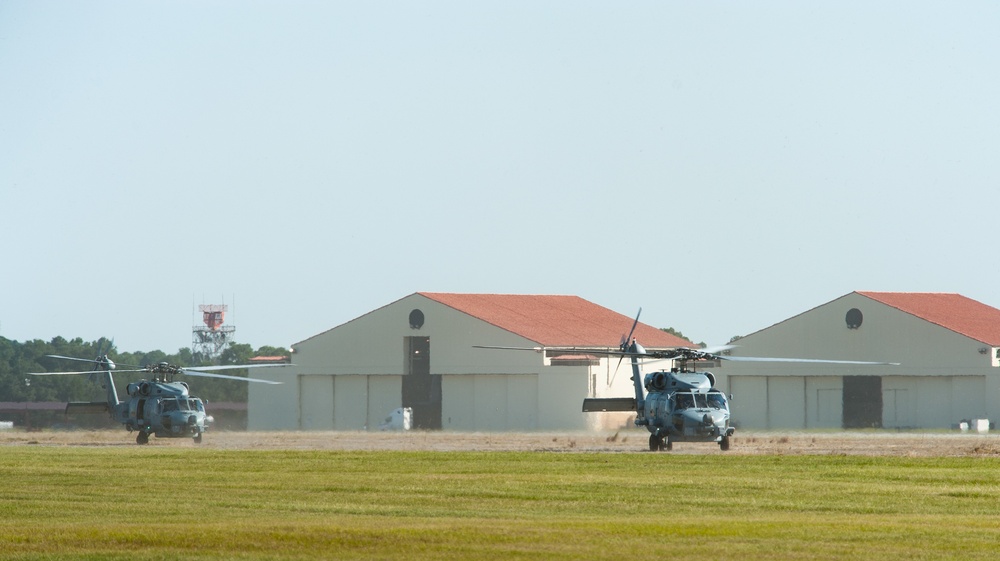 NAS Jacksonville Helicopters Evacuate to Maxwell